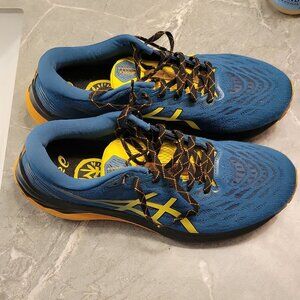 Asics Mens shoes 9.5 w